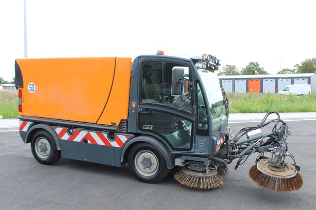 Alții Boschung S3 Saug Kehrmaschine