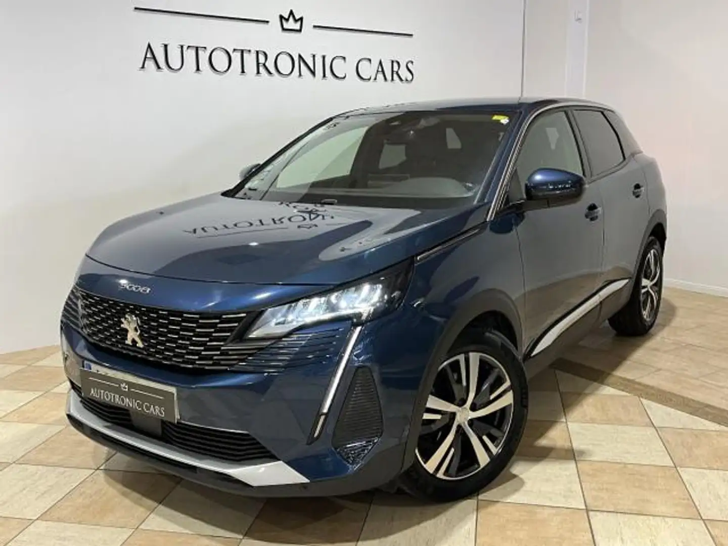 Peugeot 3008 Active 1.5 BlueHDi 130 S&S EAT8 Bleu - 1