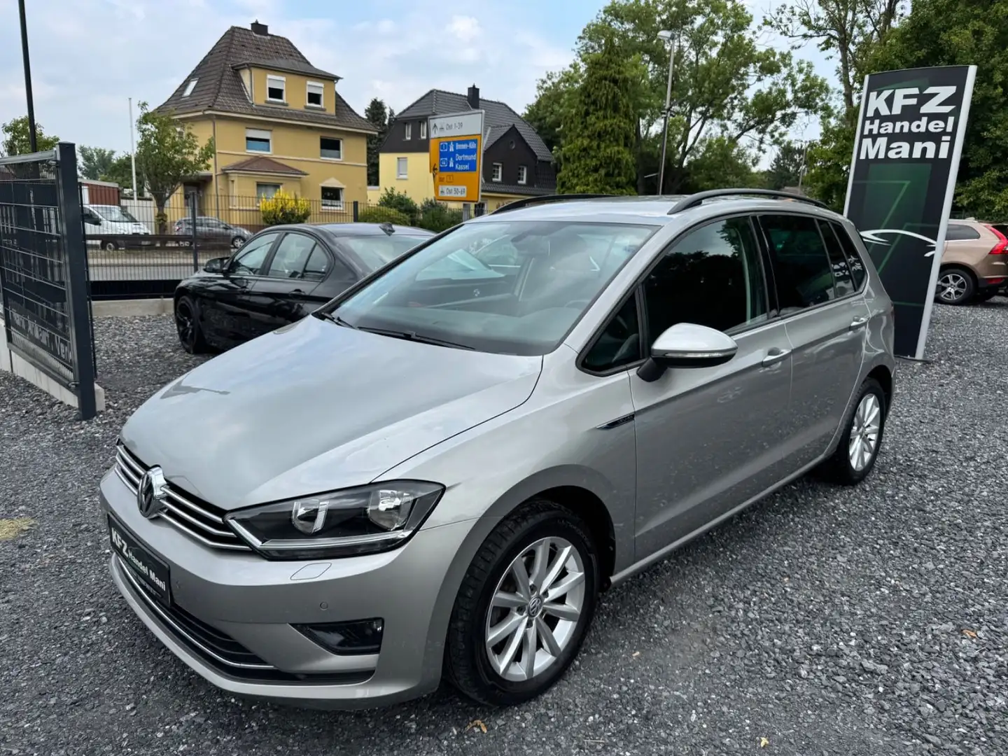 Volkswagen Golf Sportsvan VII Lounge*DSG* BMT/Temp*Sitz*PDC Zilver - 2