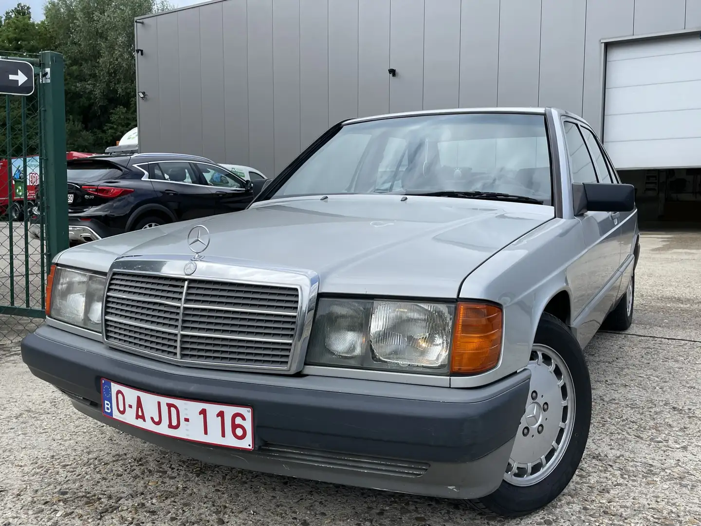 Mercedes-Benz 190 E  2.5  Turbo Diesel  Automaat 1989  254Dkm Gris - 1