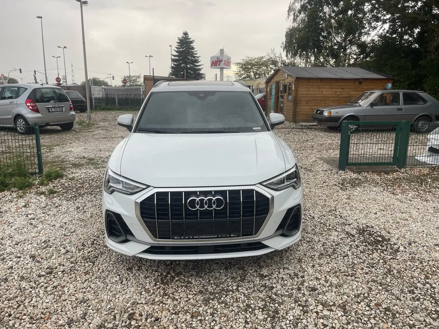 Audi Q3 45 TFSI e S line Bianco - 2