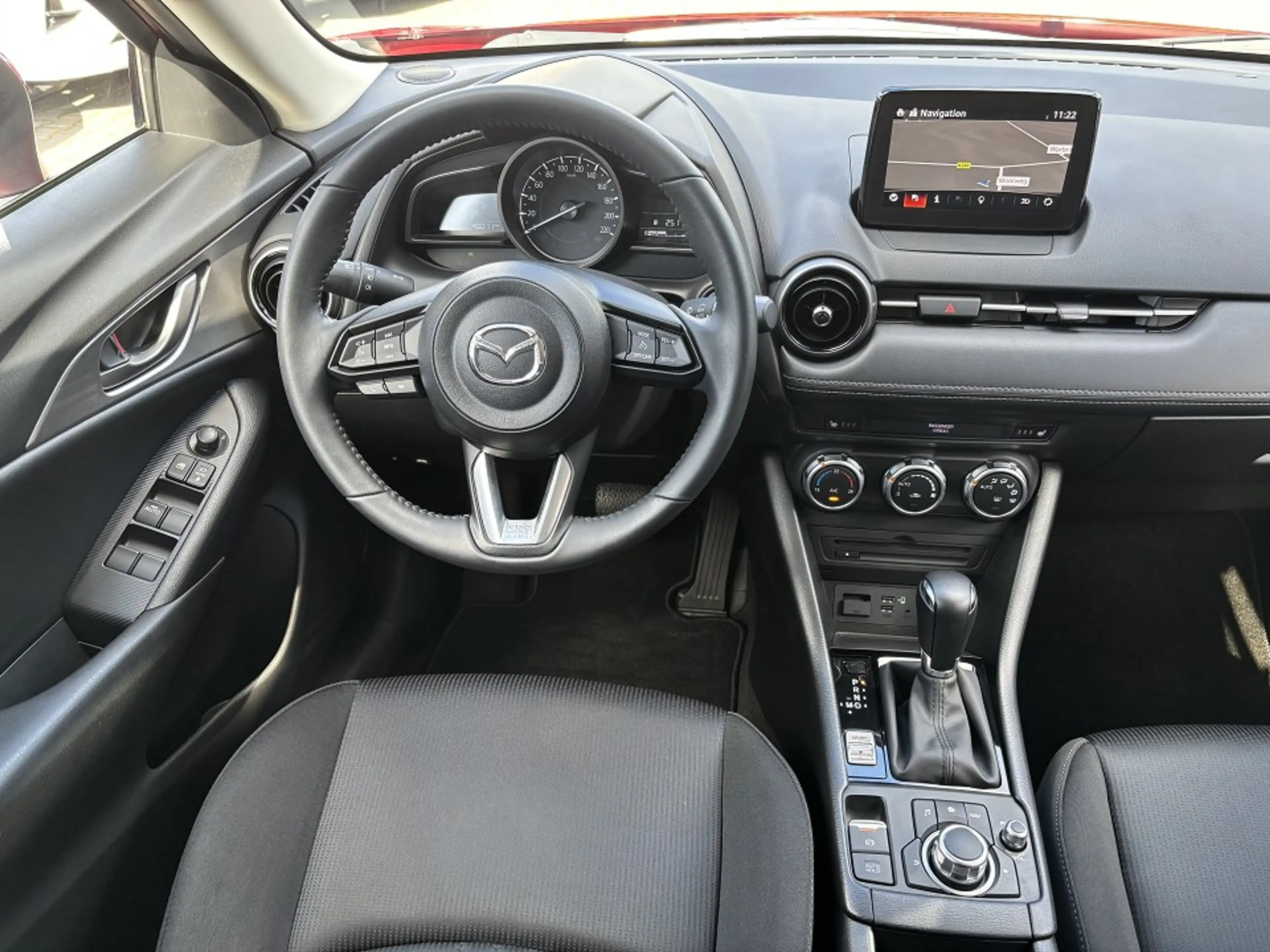 Mazda CX-3 Selection auto. 121PS *Navi*Voll-LED*Tempomat*Sitz — photo 6
