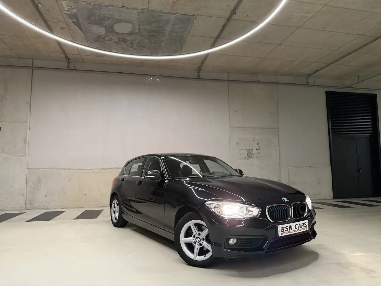 BMW 116 /AUTOMAAT/EURO6/NAVI/PDC/GARANTIE Noir - 1