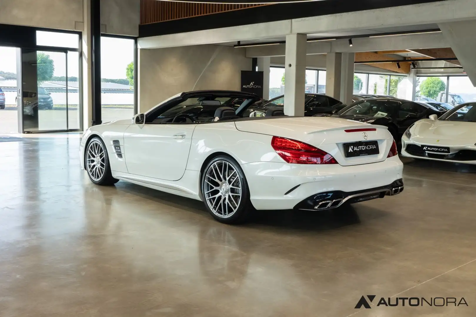 Mercedes-Benz SL 63 AMG MB100 Pano Designo ILS Harman Kardon Blanco - 2