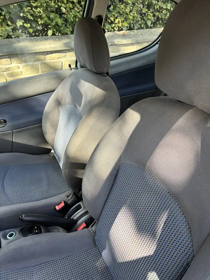 Peugeot 206 1.1i XT, foto 8