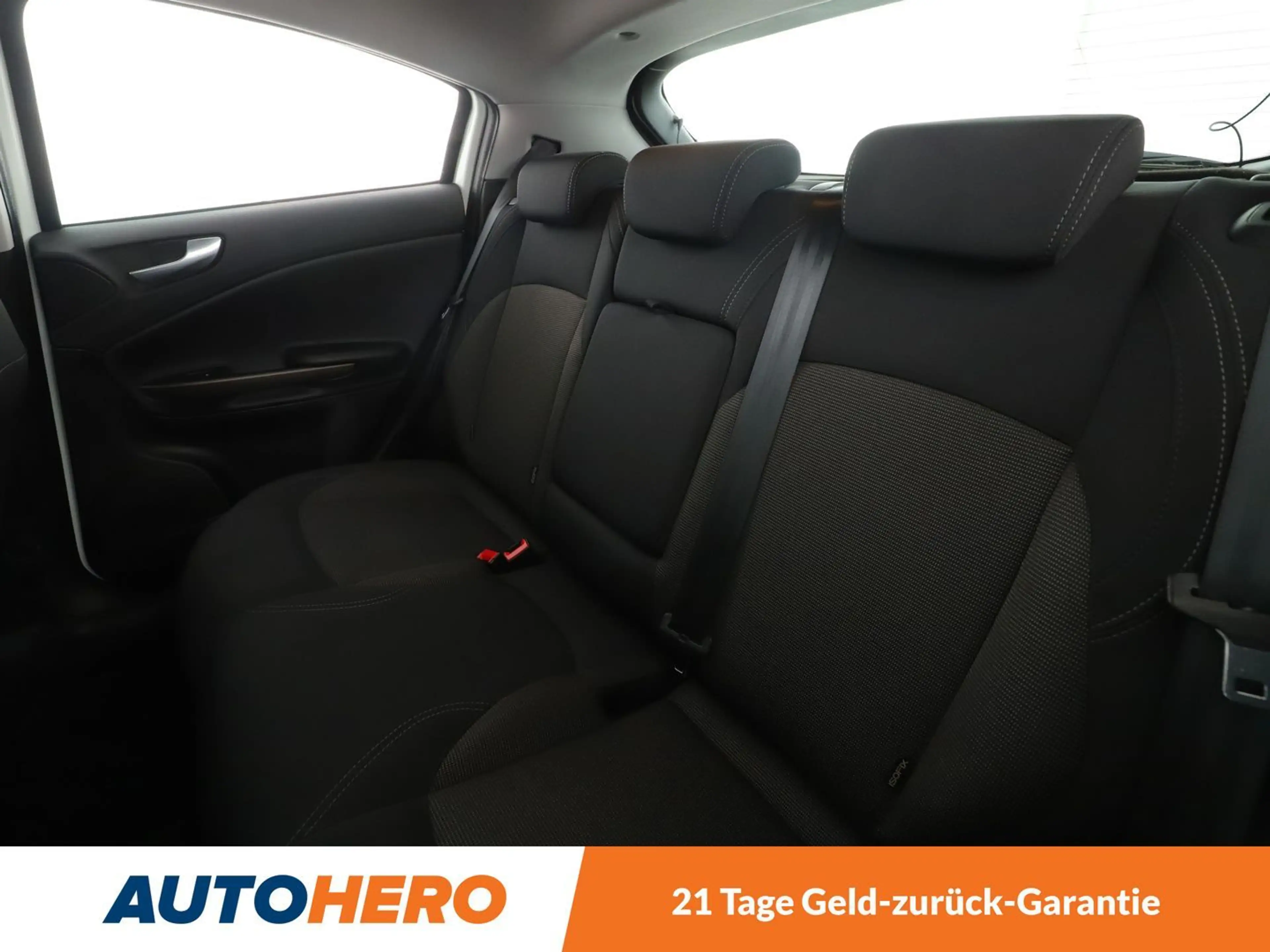 Alfa Romeo Giulietta 1.4 Turbo Turismo*TEMPO*PDC*SHZ*ALU* — photo 14