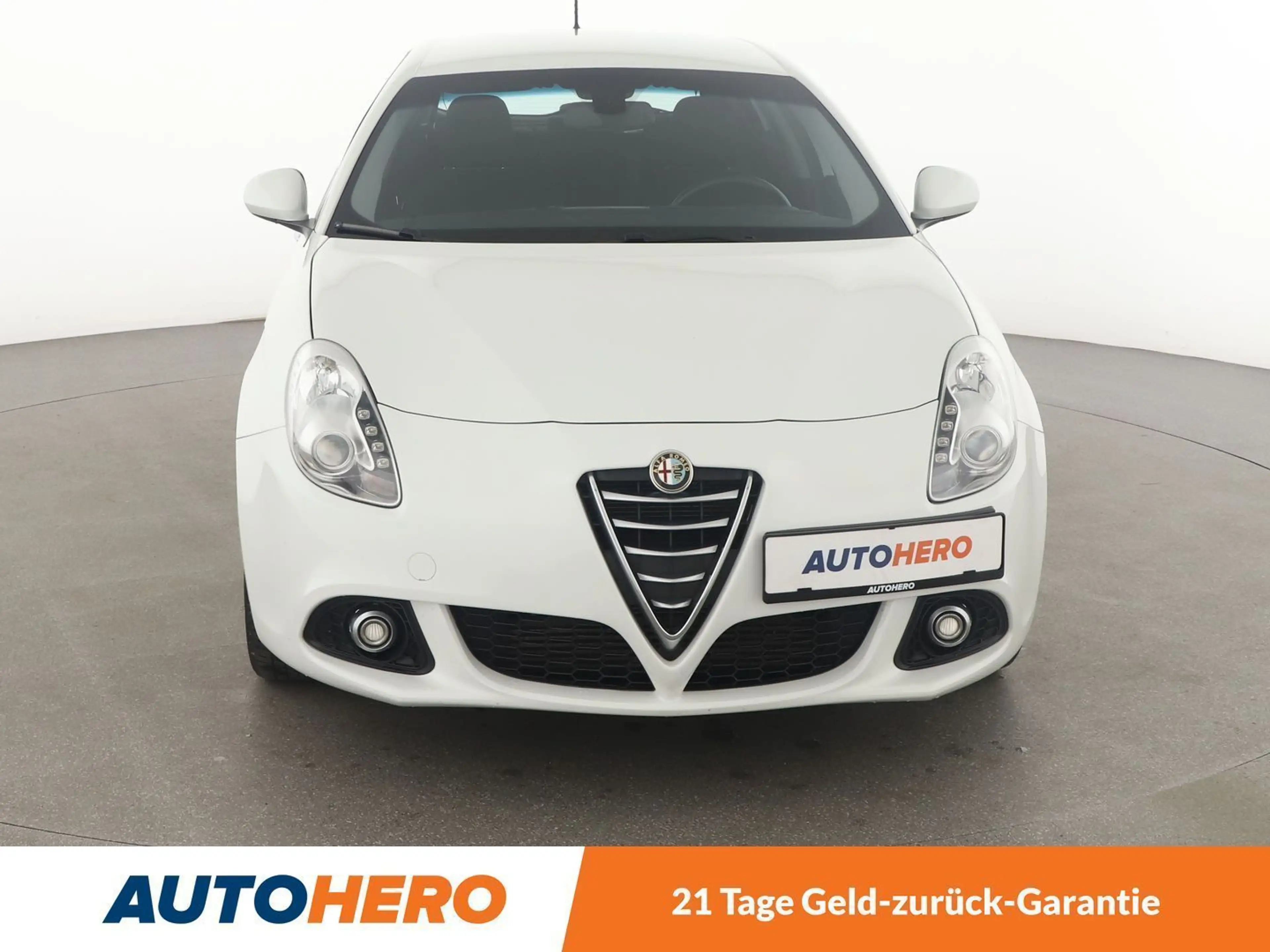 Alfa Romeo Giulietta 1.4 Turbo Turismo*TEMPO*PDC*SHZ*ALU* — photo 9