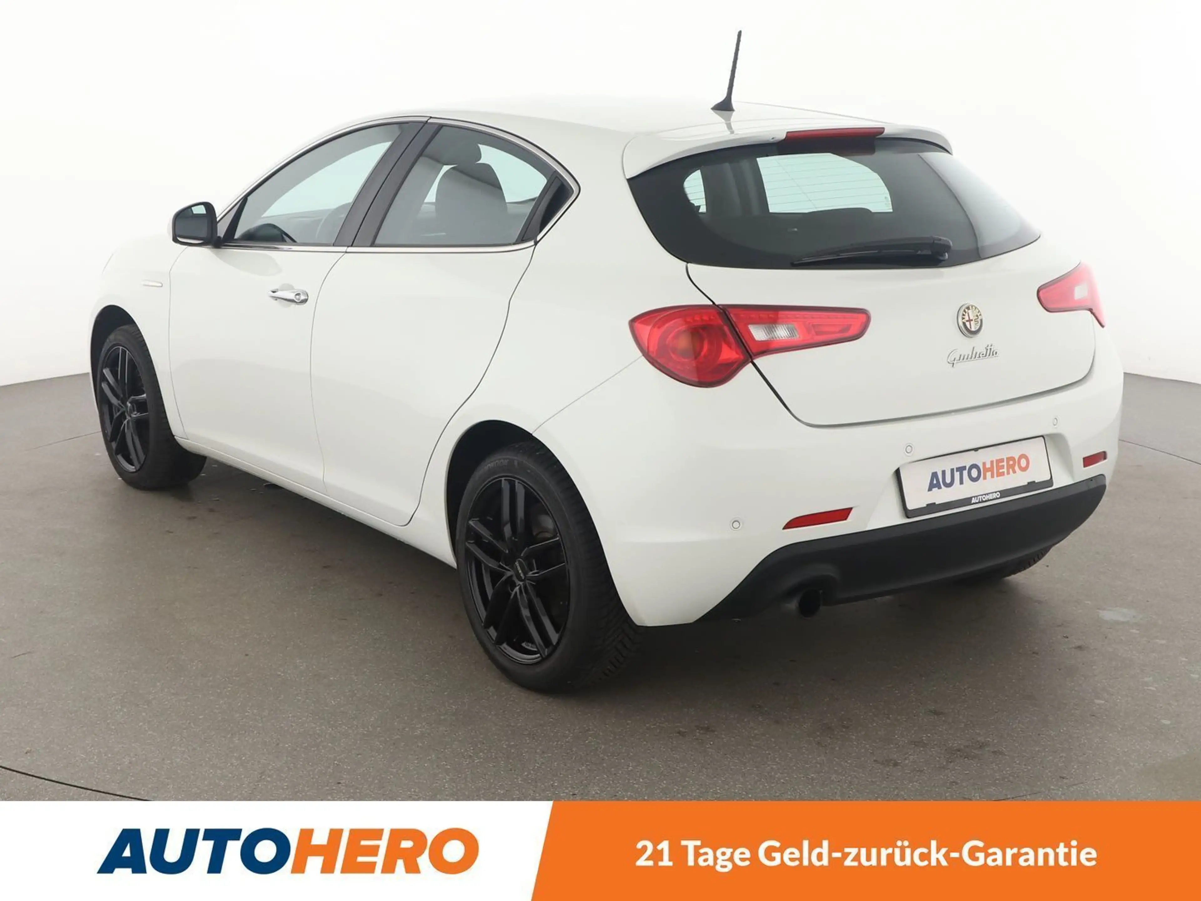 Alfa Romeo Giulietta 1.4 Turbo Turismo*TEMPO*PDC*SHZ*ALU* — photo 4