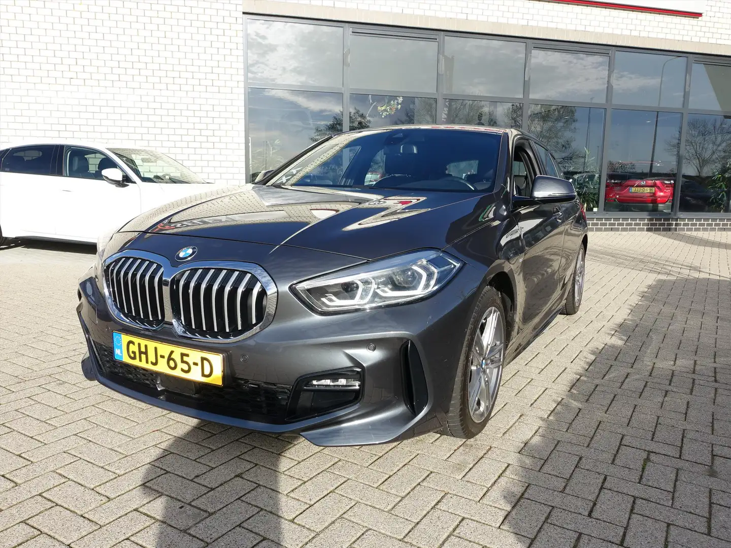 BMW 120 1-Serie (f40) 120i 178pk HIGH EXECUTIVE AUTOMAAT Gris - 2