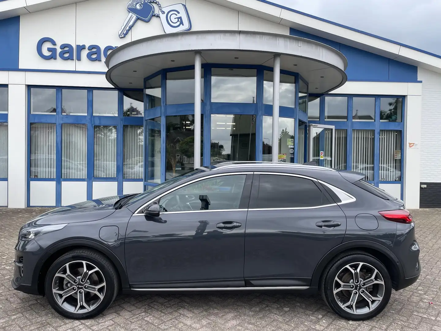Kia XCeed 1.6 GDi PHEV ExecutiveLine | Kia Logo nieuw, Stoel Gris - 2