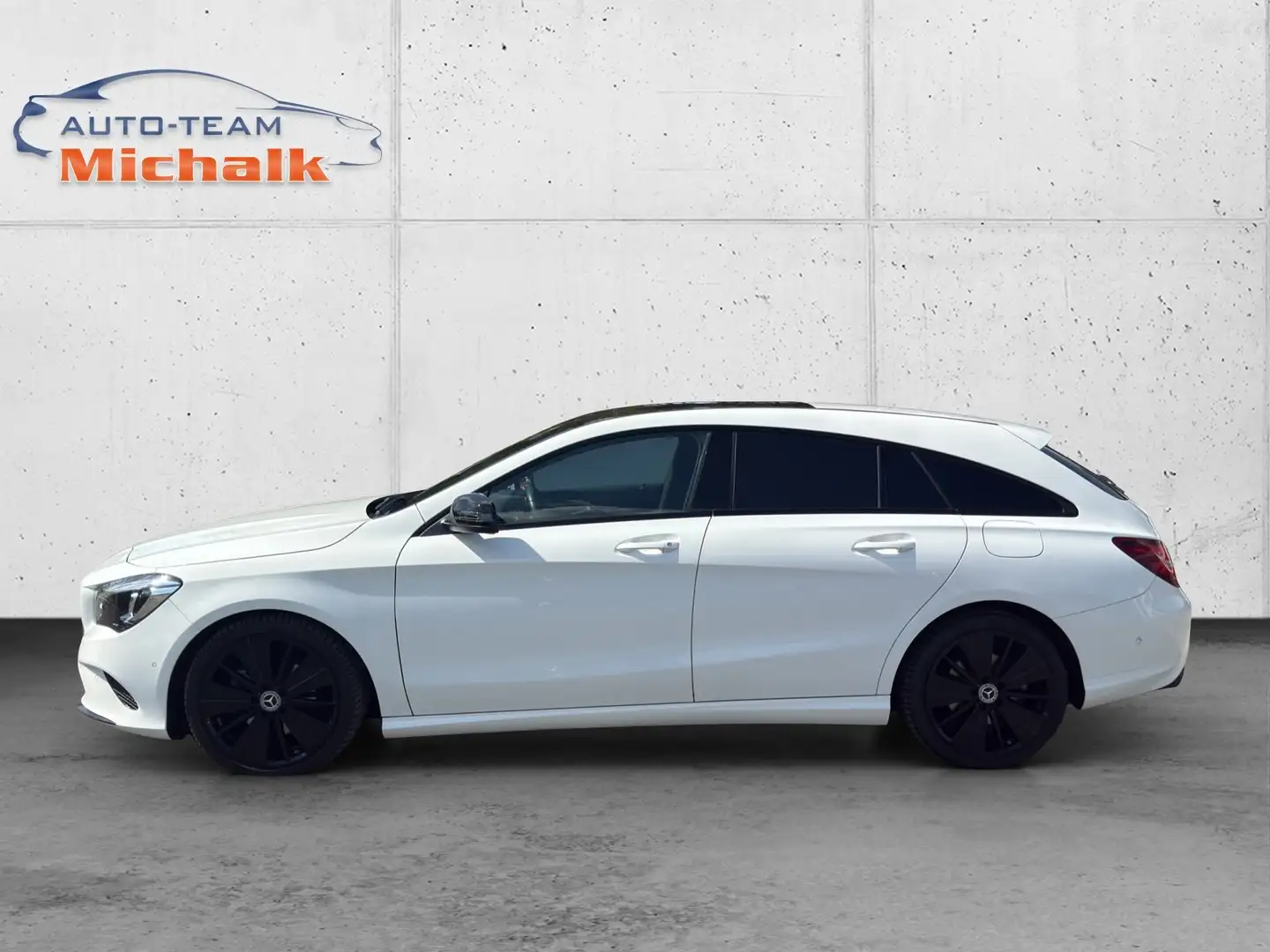 Mercedes-Benz CLA 180 CLA -Klasse Shooting Brake Navi Panorama Bílá - 2