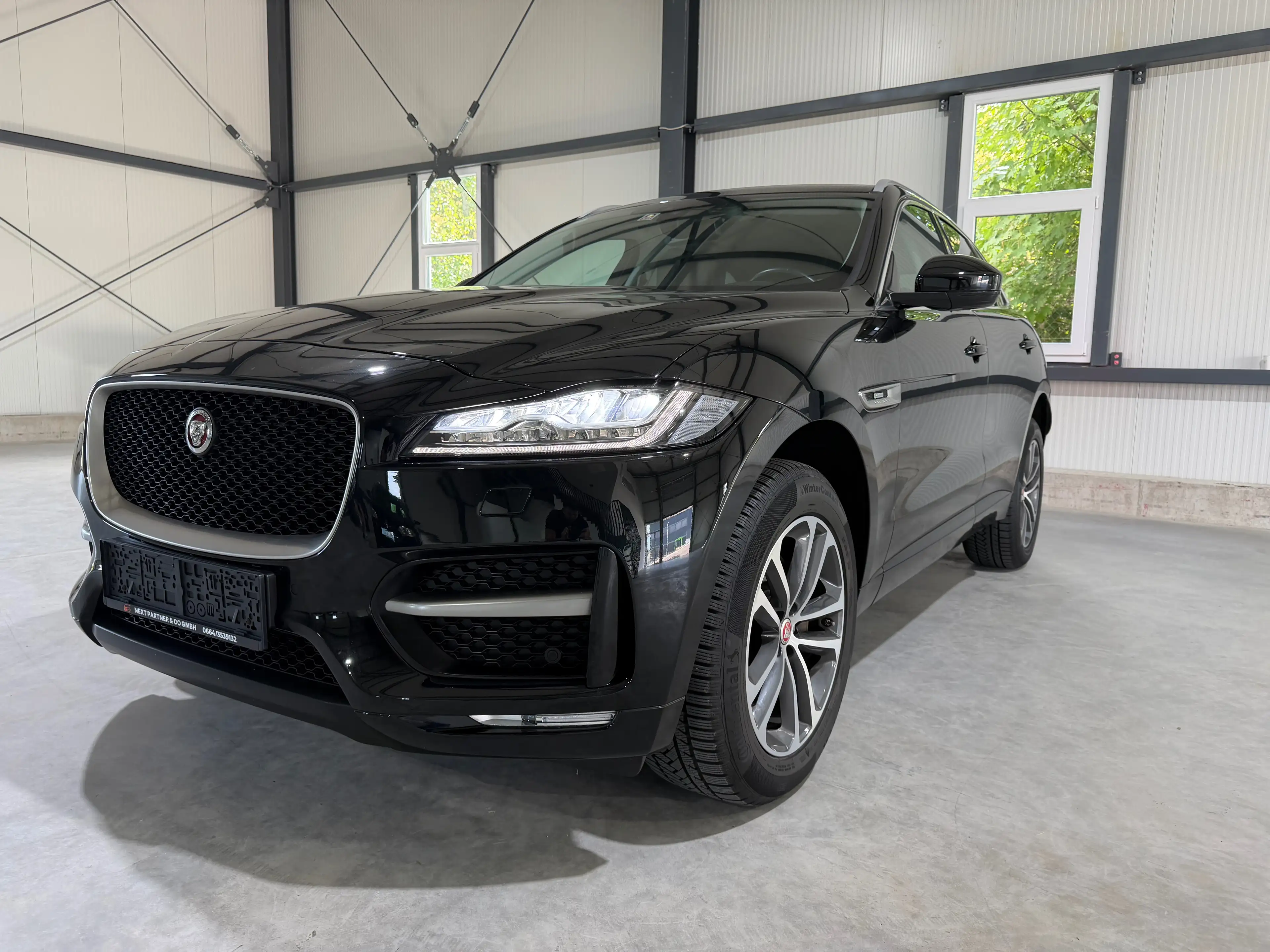 Jaguar F-Pace R-Sport AWD — photo 2
