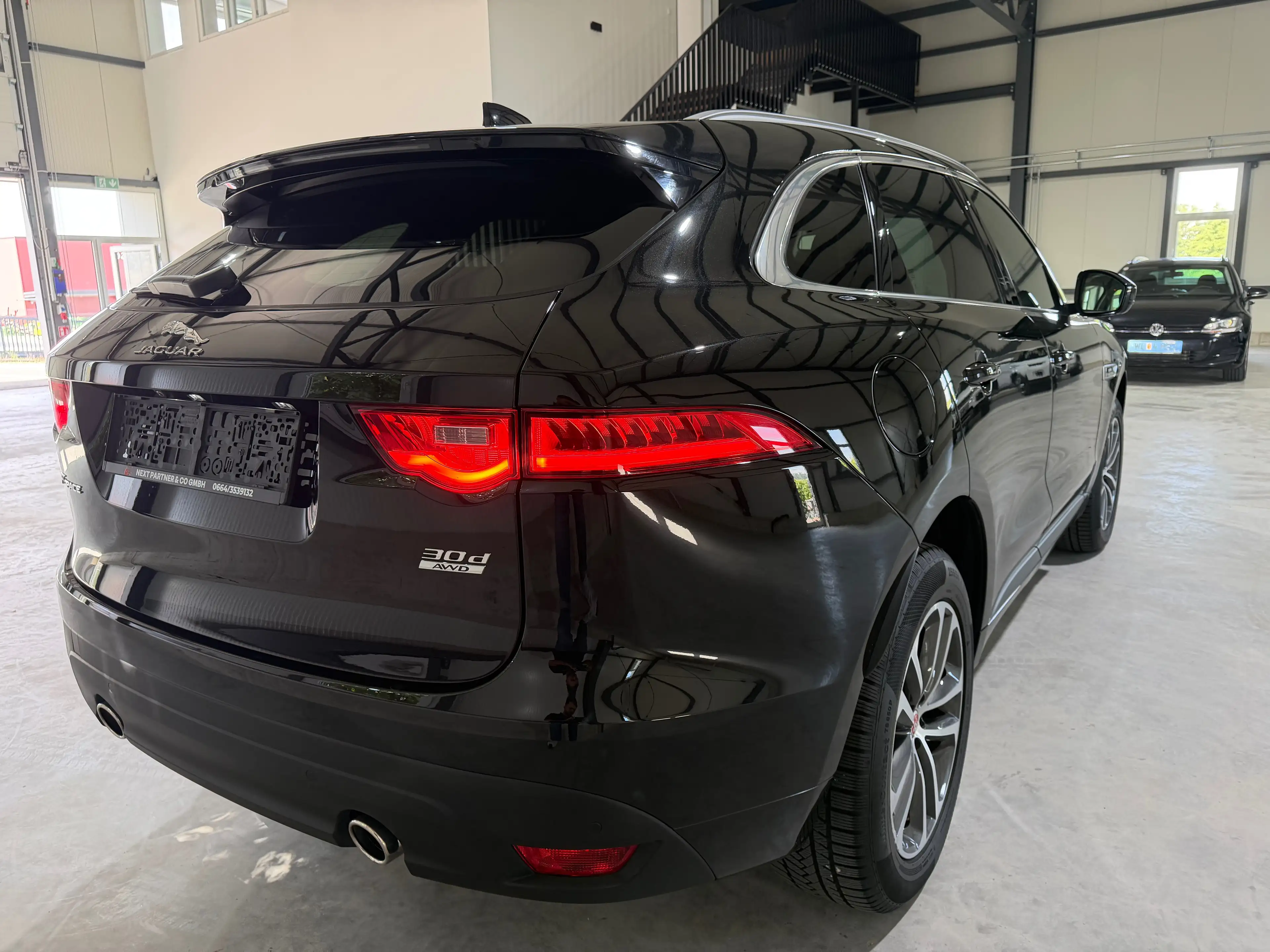 Jaguar F-Pace R-Sport AWD — photo 7