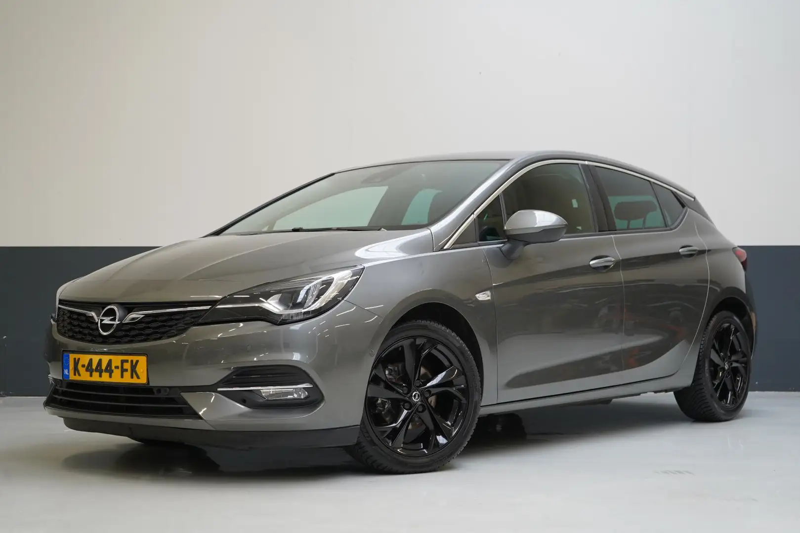 Opel Astra 1.2 Elegance | Lm velgen 17" | Navigatie | Trekhaa Grau - 1