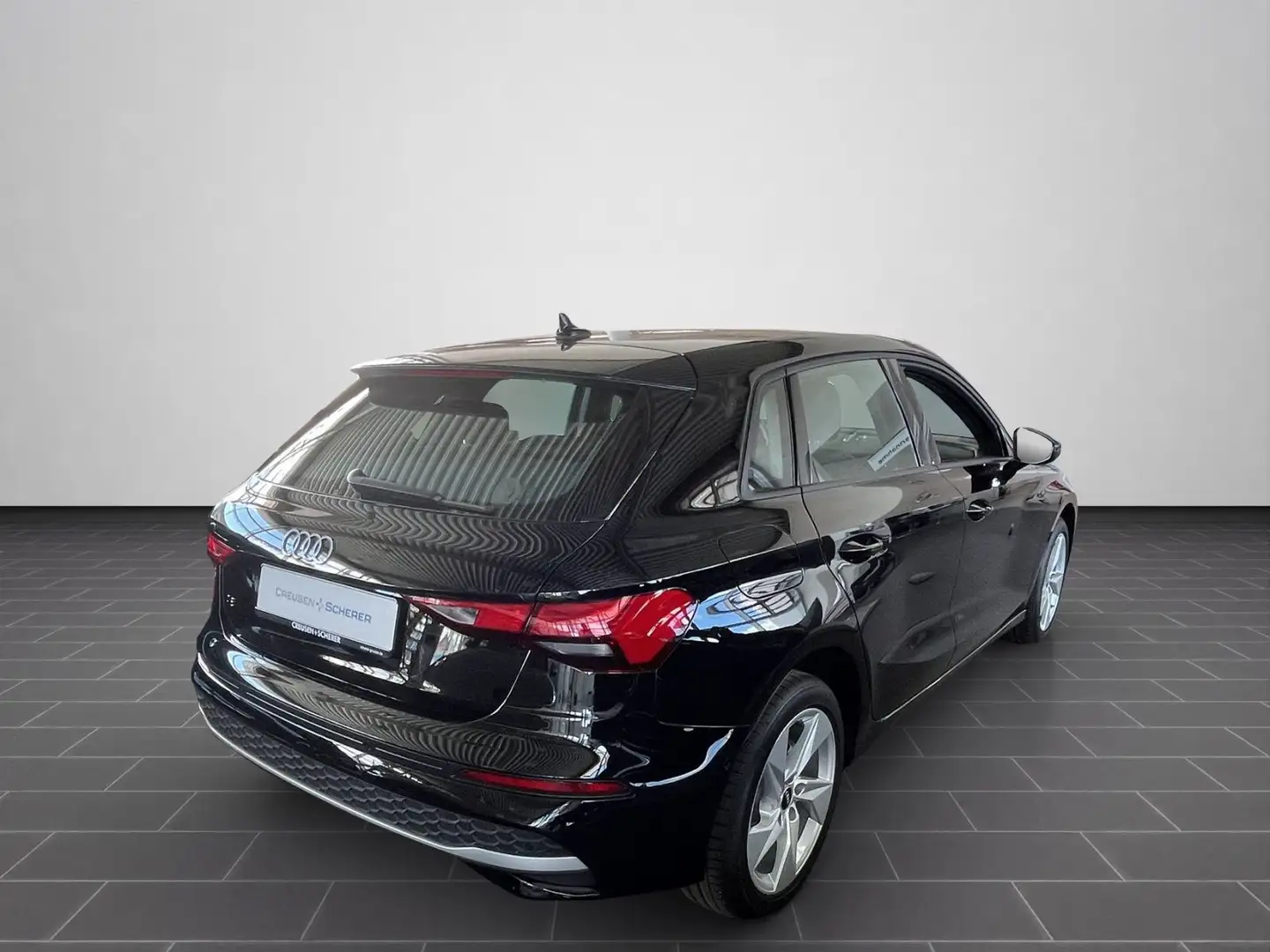 Audi A3 advanced 30 TDI Schwarz - 2