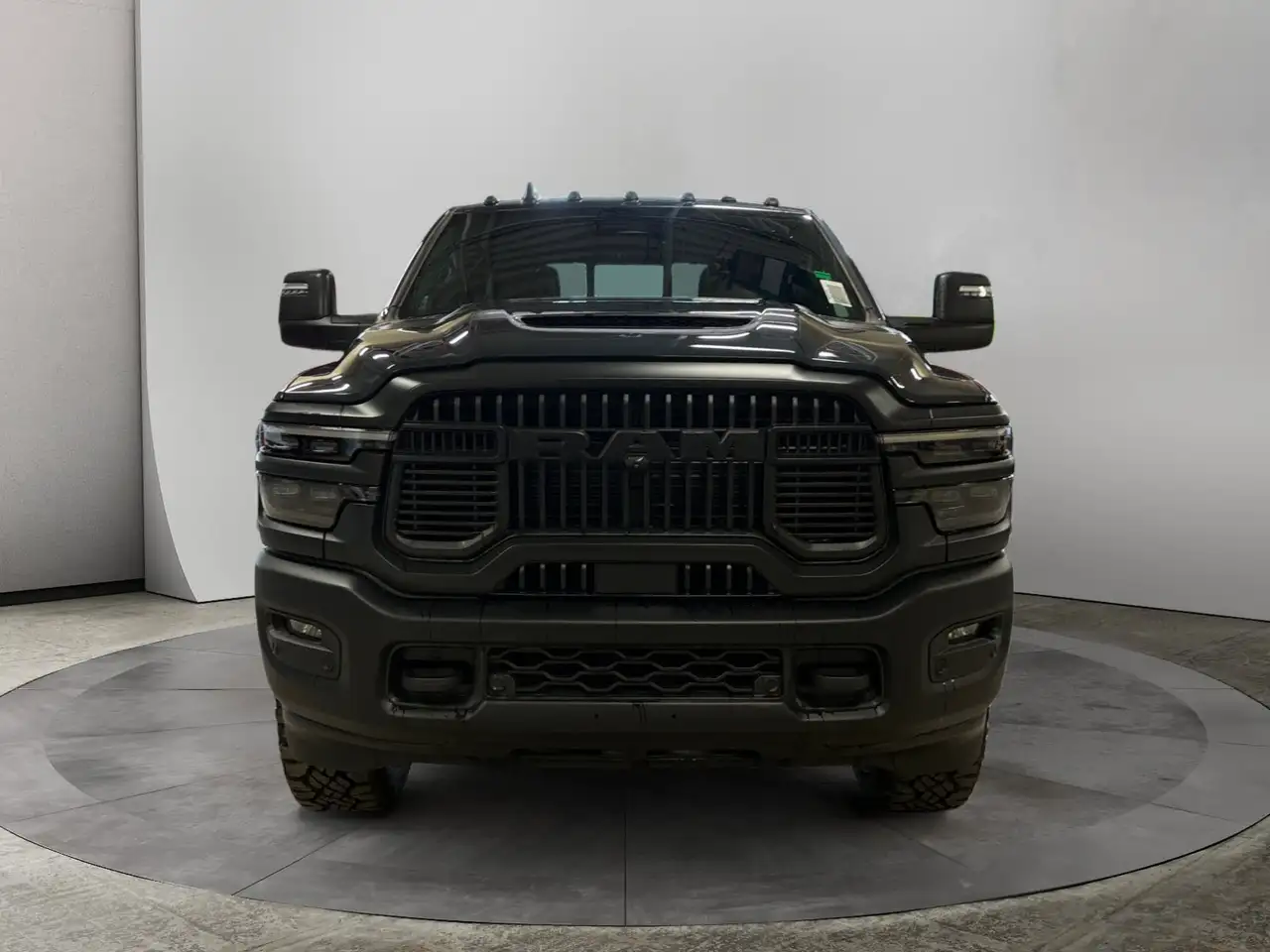RAM 2500 снимка RAM 2500