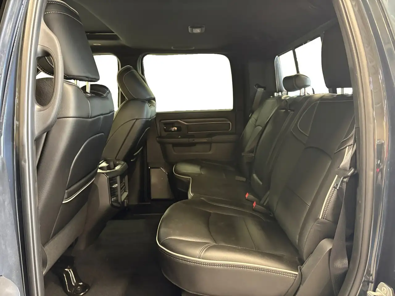 RAM 2500 снимка RAM 2500