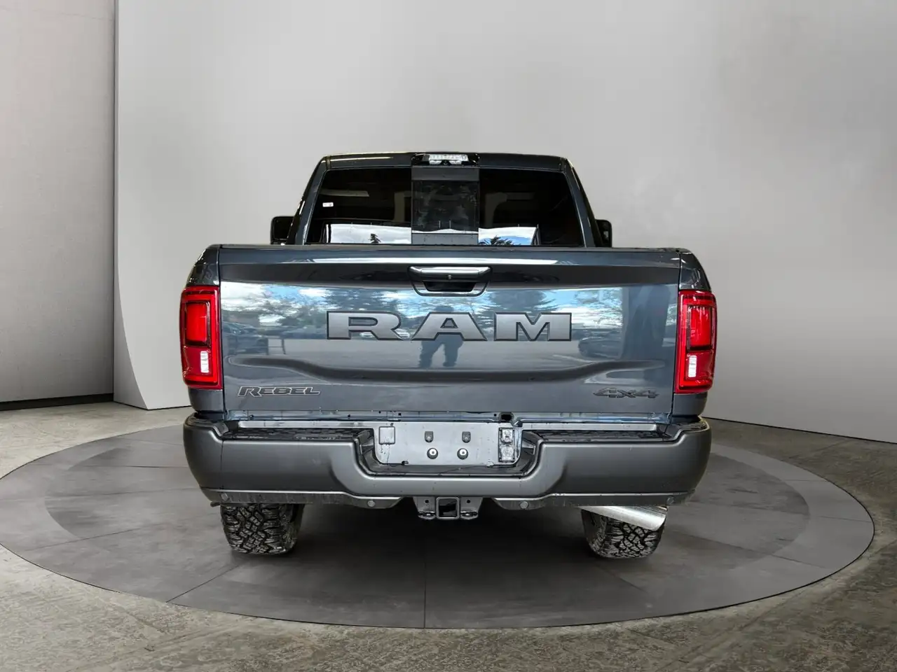 RAM 2500 снимка RAM 2500