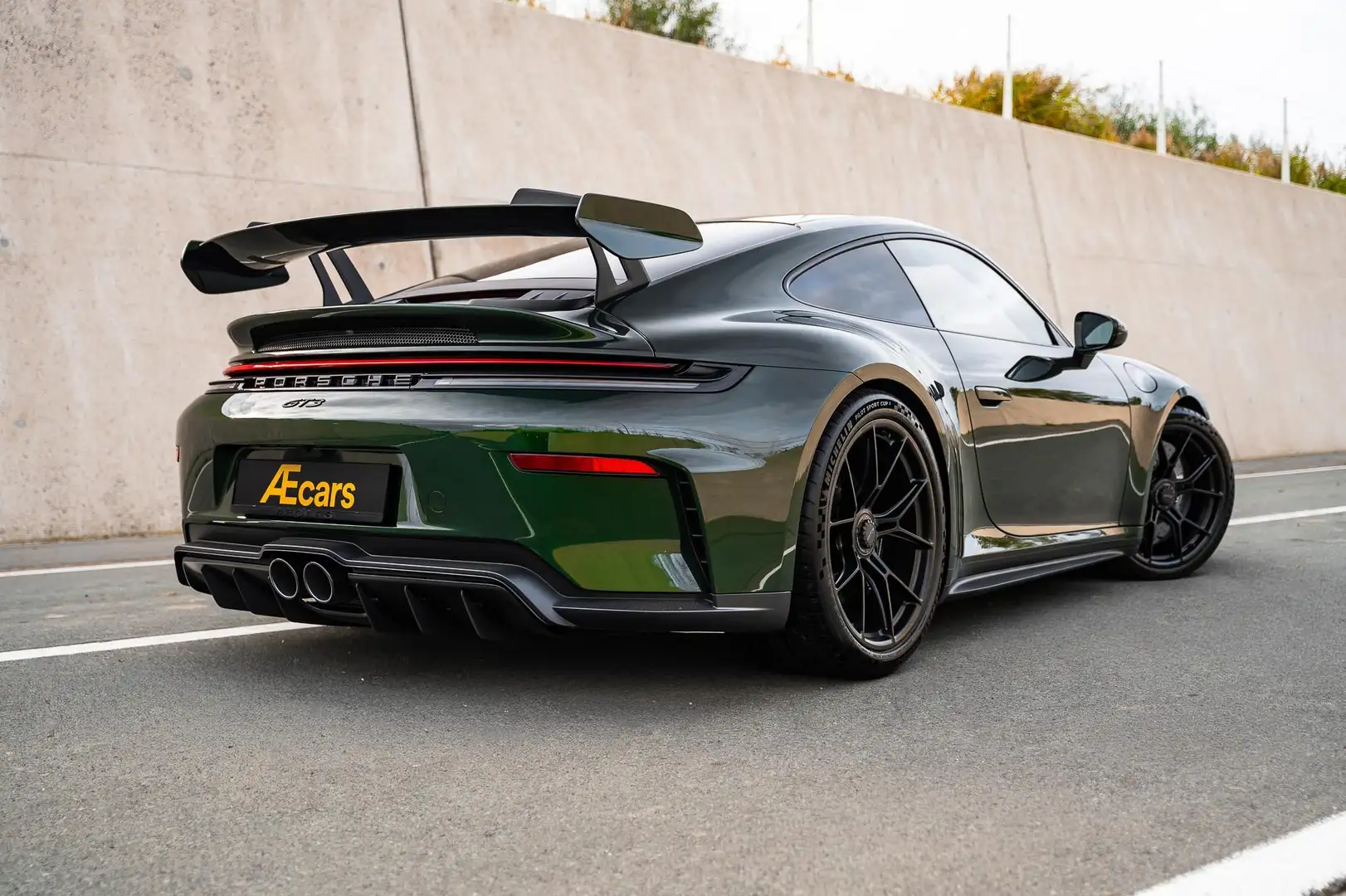 Porsche 911 992.2 GT3 CLUBSPORT / OAK GREEN NEO /PCCB / VAT Groen - 2