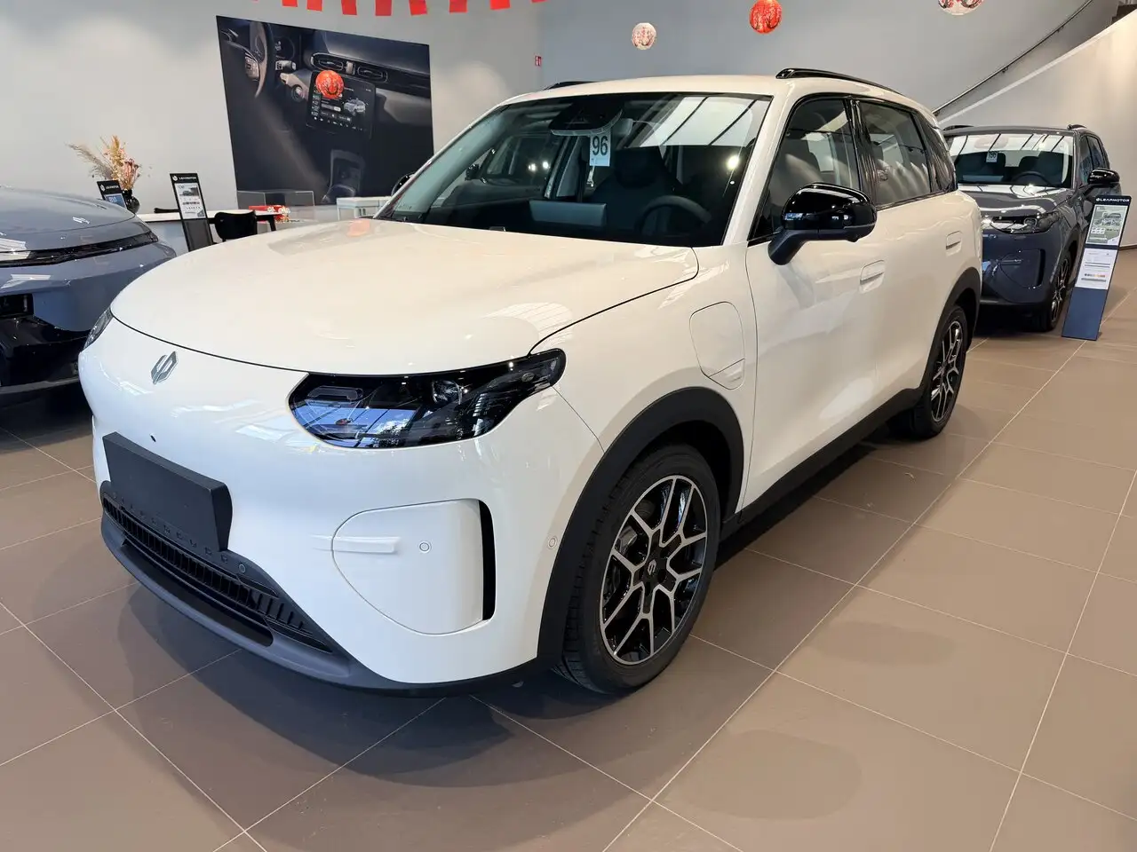 Leapmotor B03X