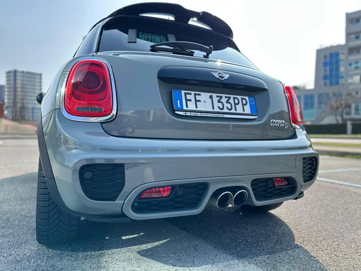 MINI Cooper D Hype 1.5 116 CV 5 porte Diesel Gris - 1