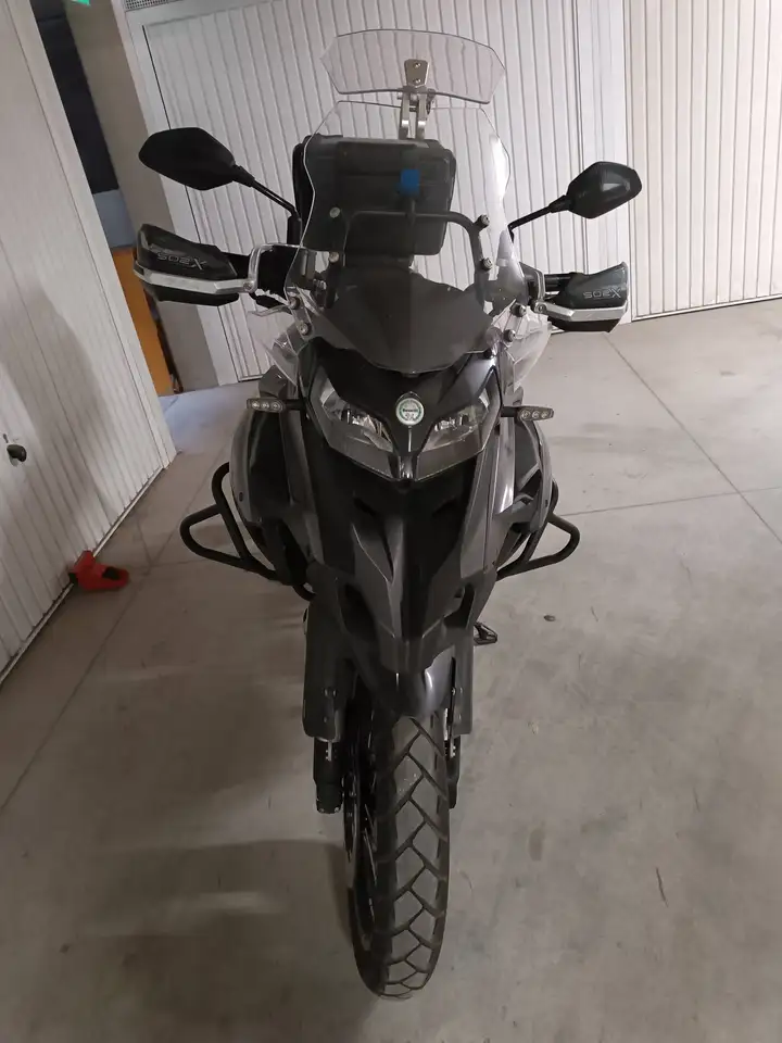 Benelli TRK 502