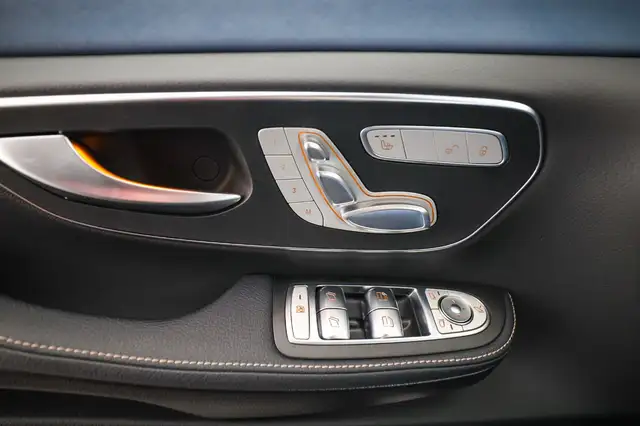 Mercedes-Benz EQV 300 Extralang Airm Navi PTS Keyl SHZ Cam LED Ansicht 18