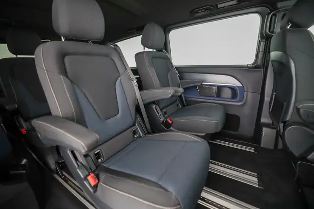 Mercedes-Benz EQV 300 Extralang Airm Navi PTS Keyl SHZ Cam LED Ansicht 20