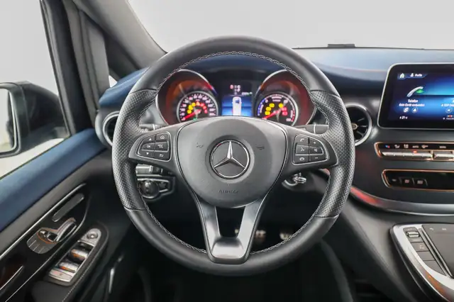 Mercedes-Benz EQV 300 Extralang Airm Navi PTS Keyl SHZ Cam LED Ansicht 12