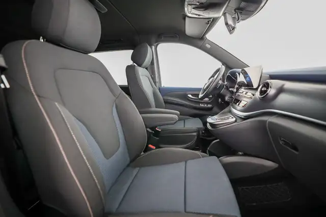 Mercedes-Benz EQV 300 Extralang Airm Navi PTS Keyl SHZ Cam LED Ansicht 19