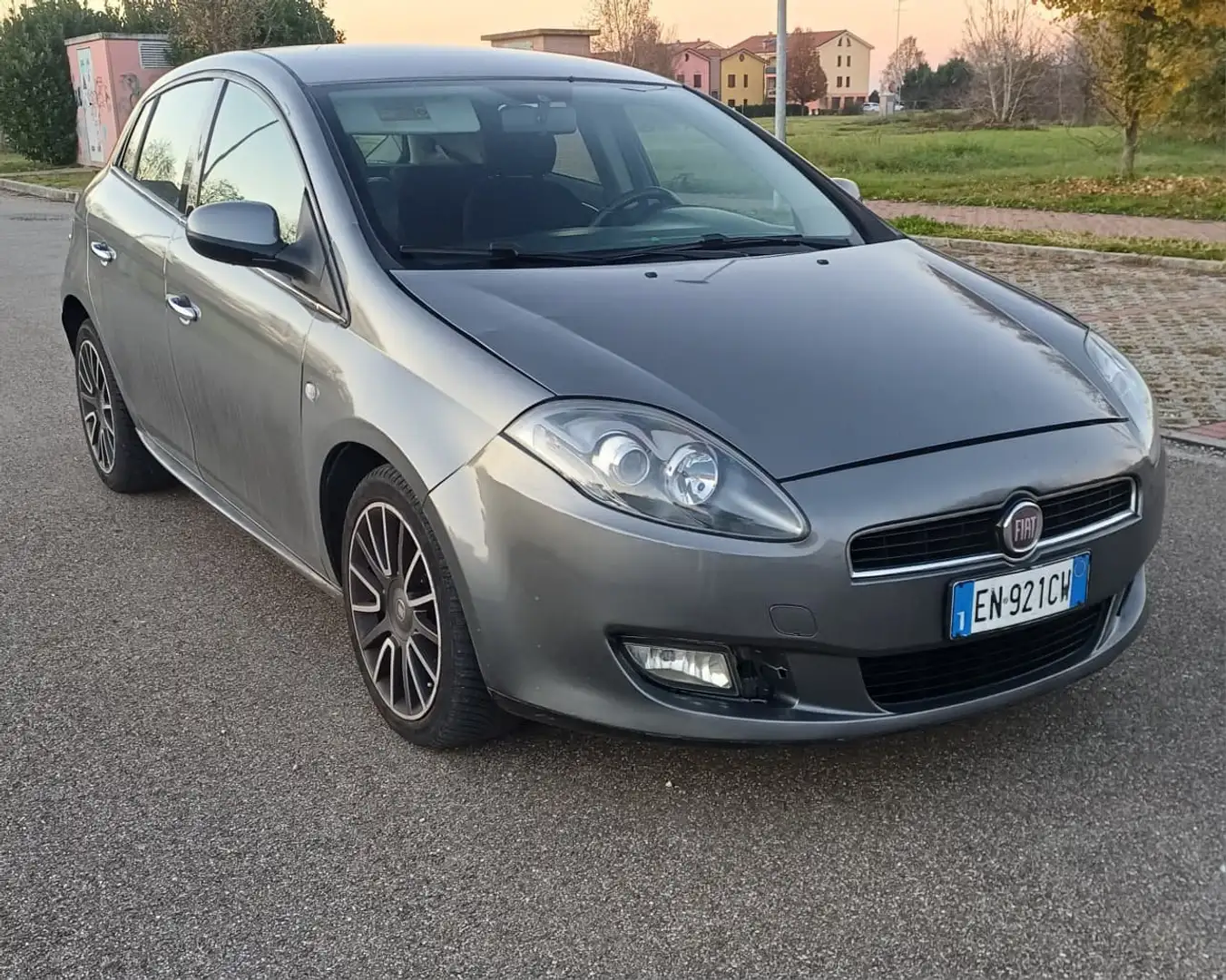 Fiat Bravo Bravo II 2007 1.6 mjt Emotion 105cv E5 Grau - 1