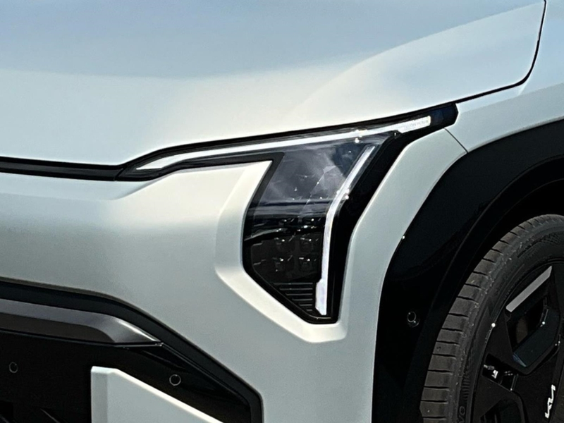 Kia EV3 GTL 81.4 150kW HUD Navi Leder Soundsystem HarmanKa — photo 5
