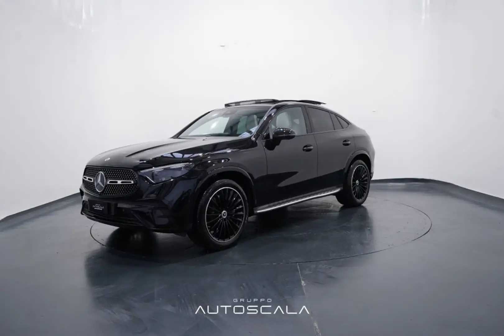 Mercedes-Benz GLC 220 d 4Matic Mild hybrid Coupé AMG Line Premium Schwarz - 1