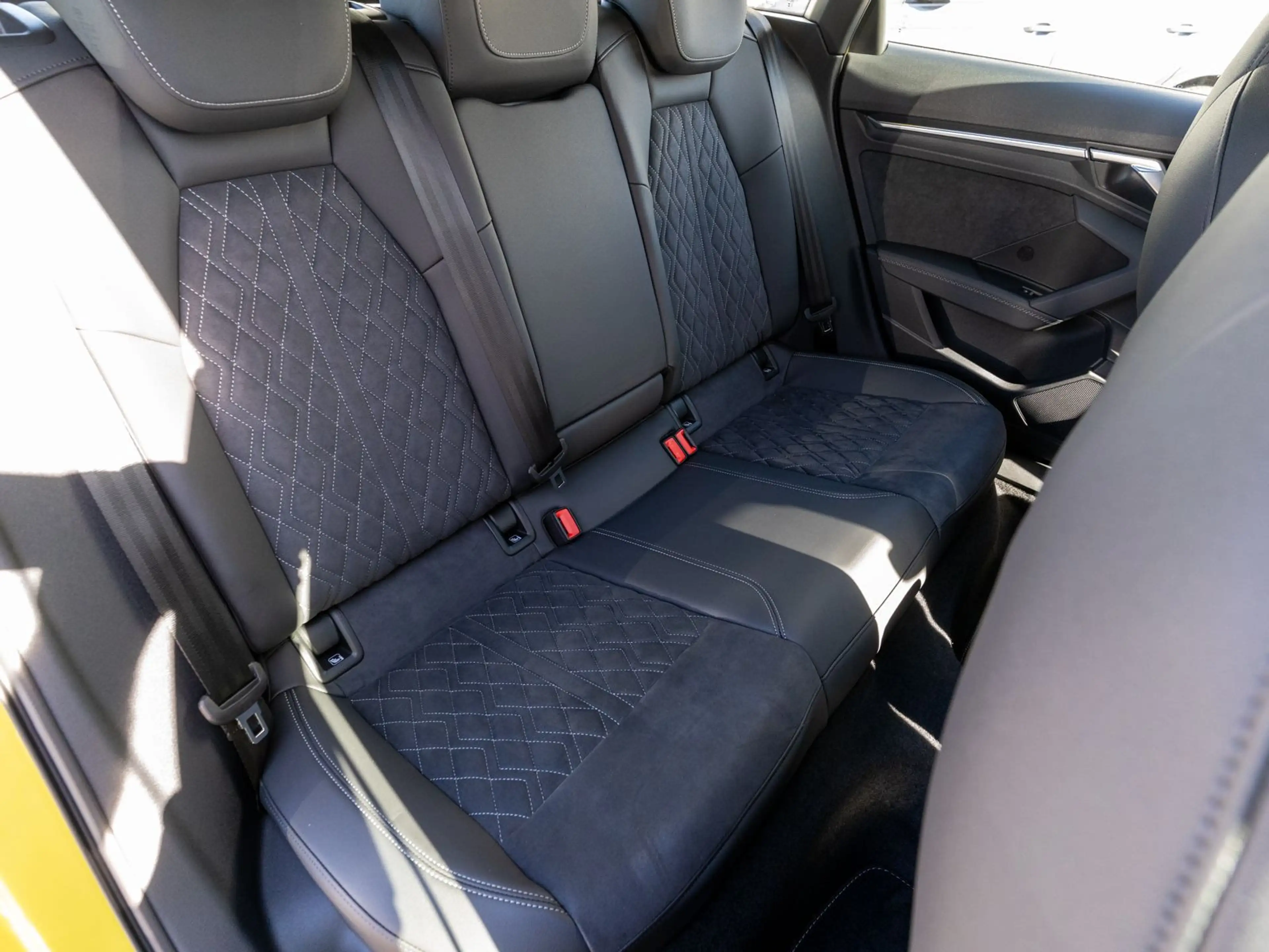 Audi S3 2.0 TFSI quattro NAVI LED GRA SHZ — photo 8