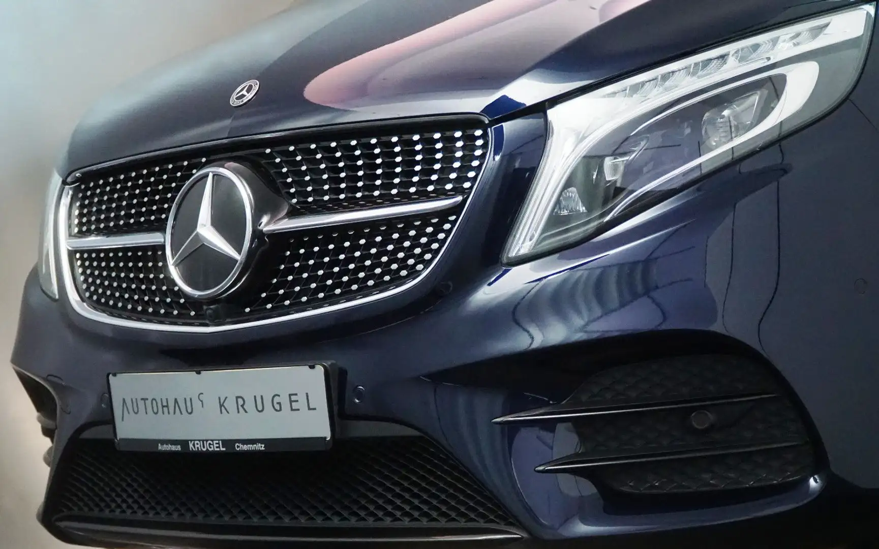 Mercedes-Benz V 300 AMG Sport lang 2xSchiebetür!6Sitzer!Tisch! Blau - 2