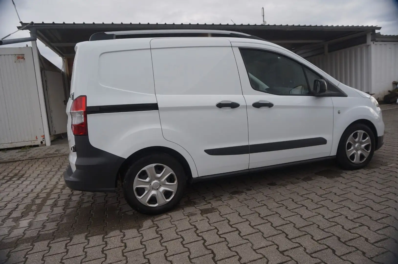 Ford Transit Couri.Dop.Schiebetür*NAV*PDC*KAMERA*TEMP Weiß - 2