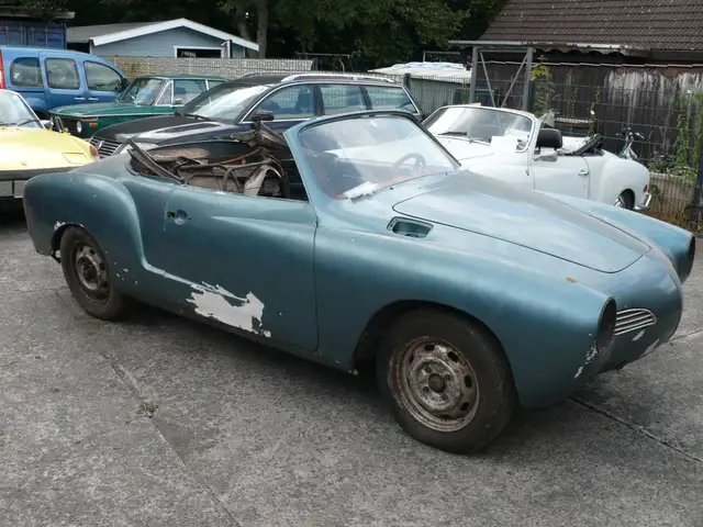 Volkswagen Karmann Ghia Cabriolet zum Restaurieren