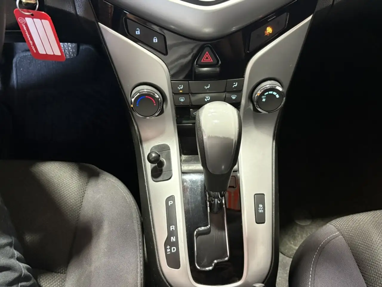 Chevrolet Cruze photo Chevrolet Cruze
