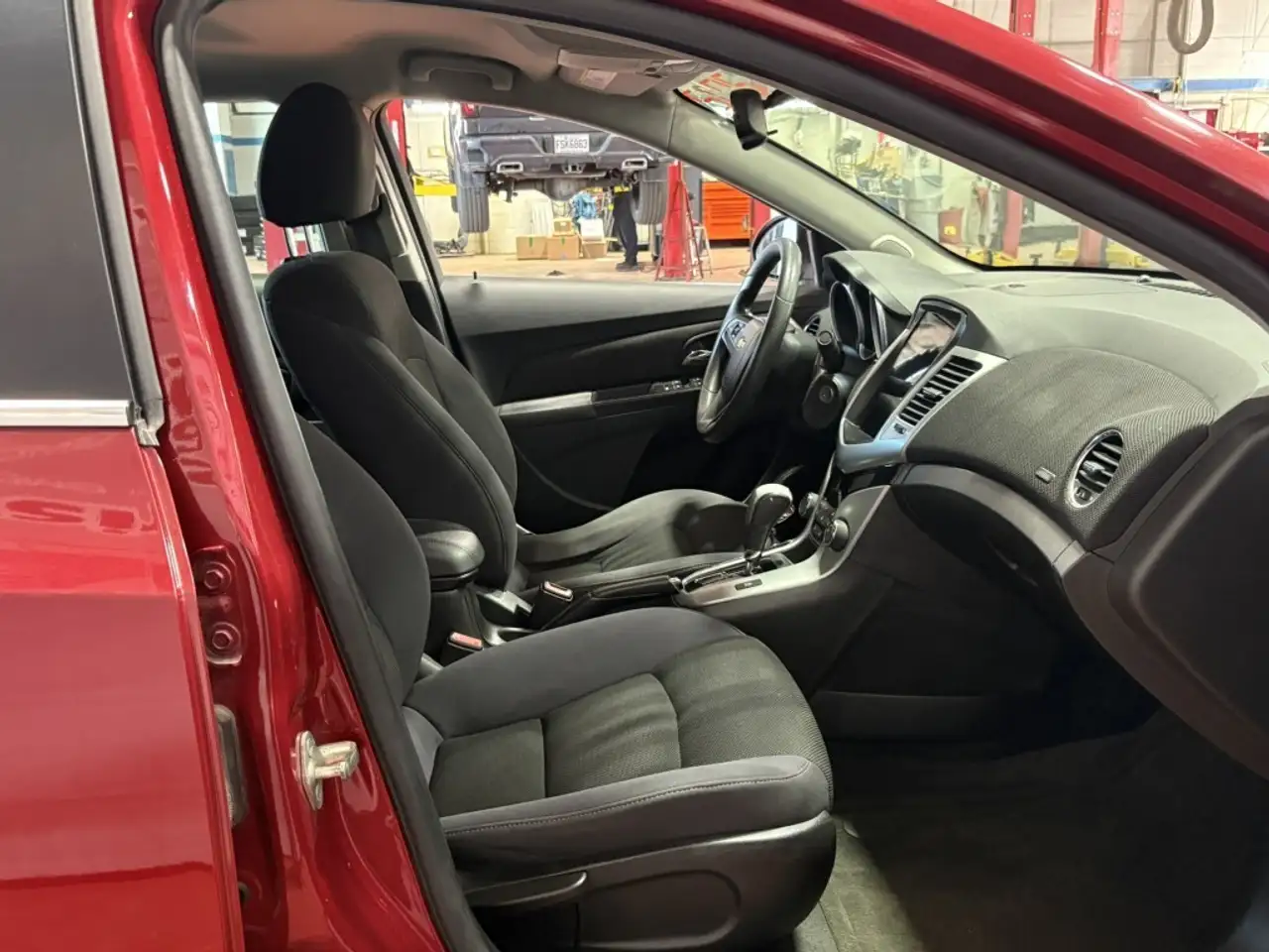 Chevrolet Cruze photo Chevrolet Cruze