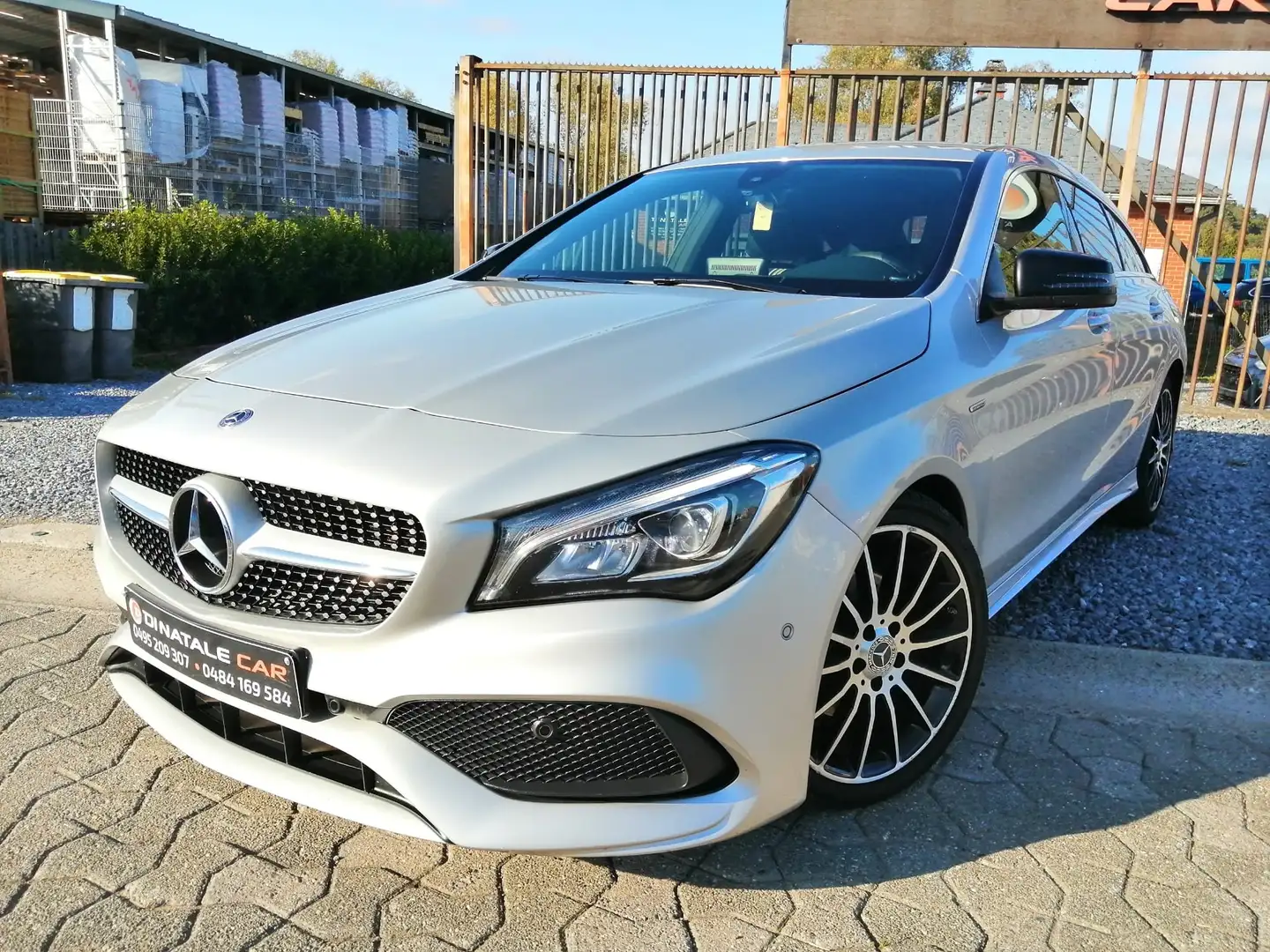 Mercedes-Benz CLA 200 Shooting Break AMG line - Full historique - TVAC Argent - 1