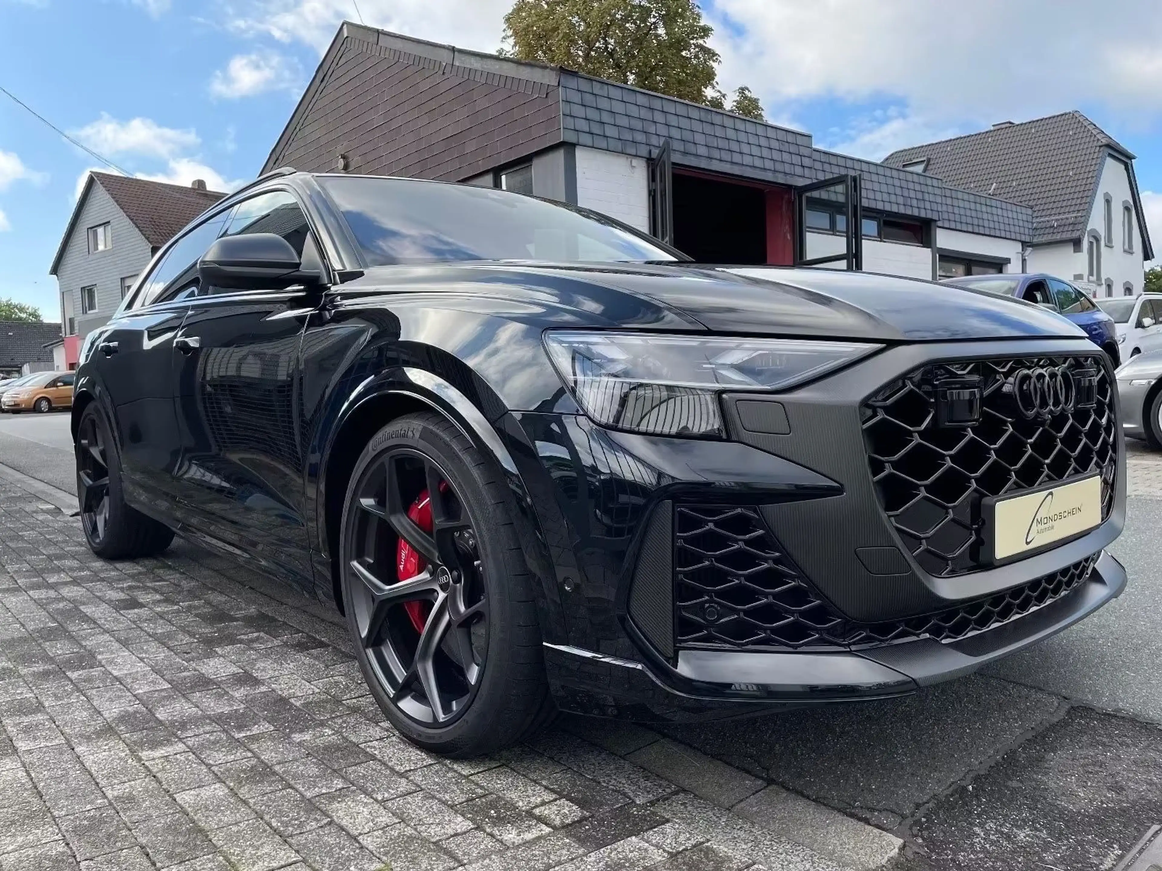 Audi RS Q8 Performance Full Option|Carbon|STHZ|B&O Adv — photo 2
