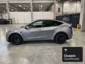 Tesla Model Y Long Range AWD Plateado - thumbnail 4