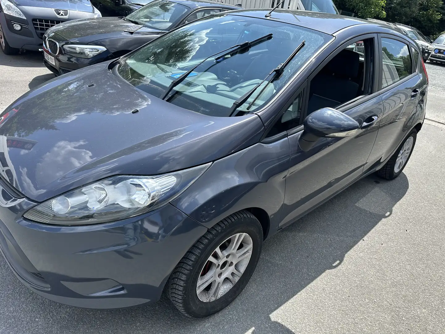 Ford Fiesta 1.25 Ambiente - 1