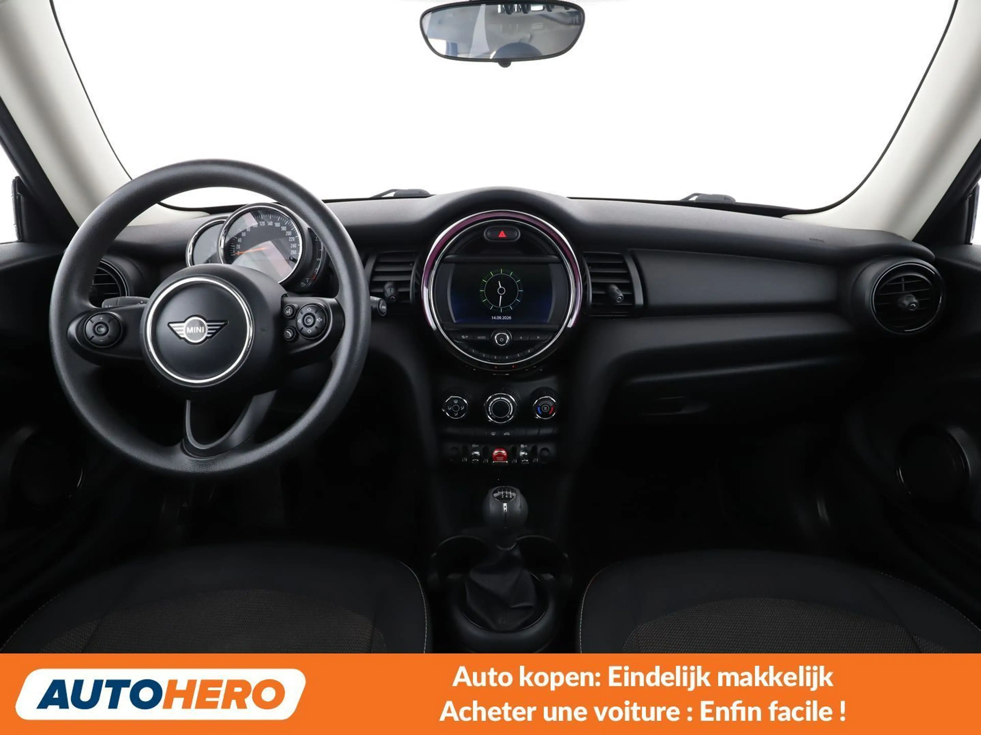 MINI One One — photo 15