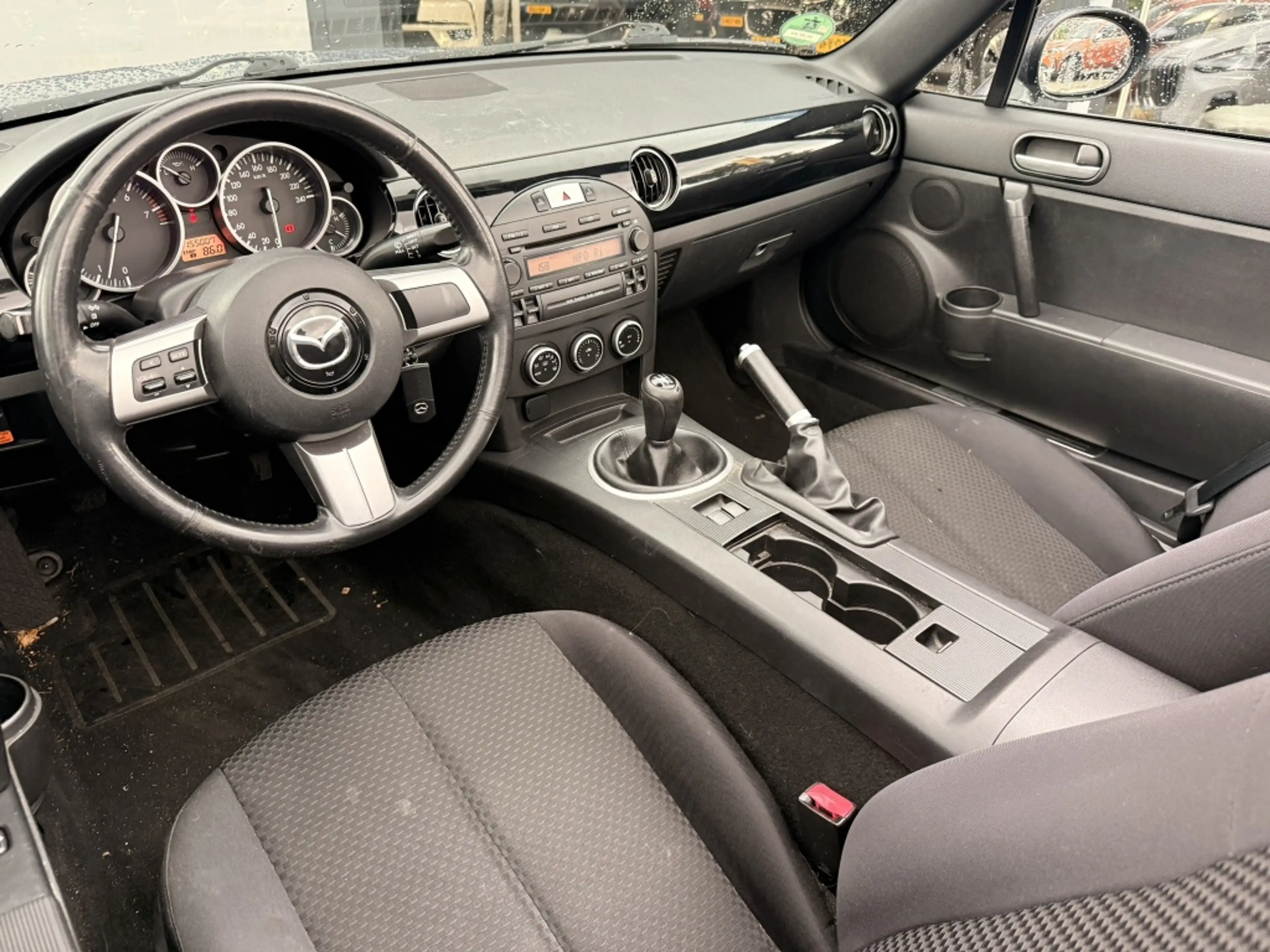 Mazda MX-5 1.8 Touring — photo 9