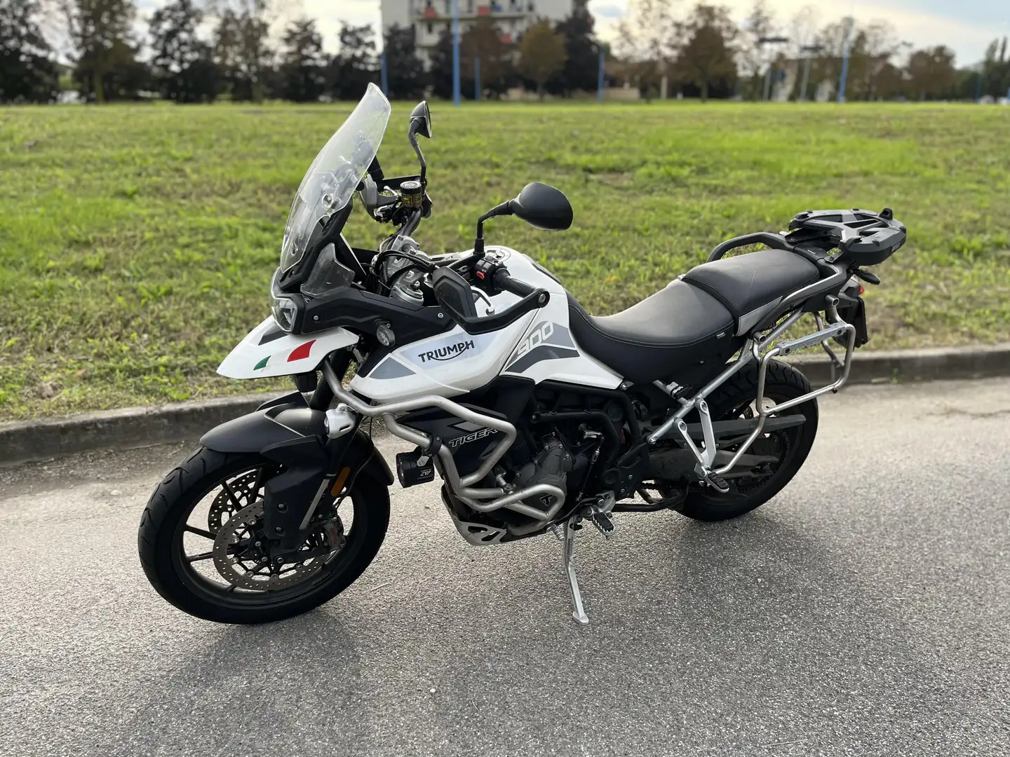 Triumph Tiger 900 GT PRO Bianco - 2