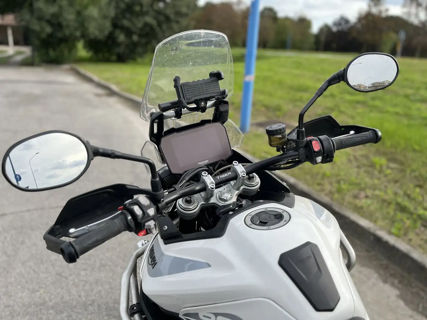 Triumph Tiger 900 GT PRO Bianco - 1