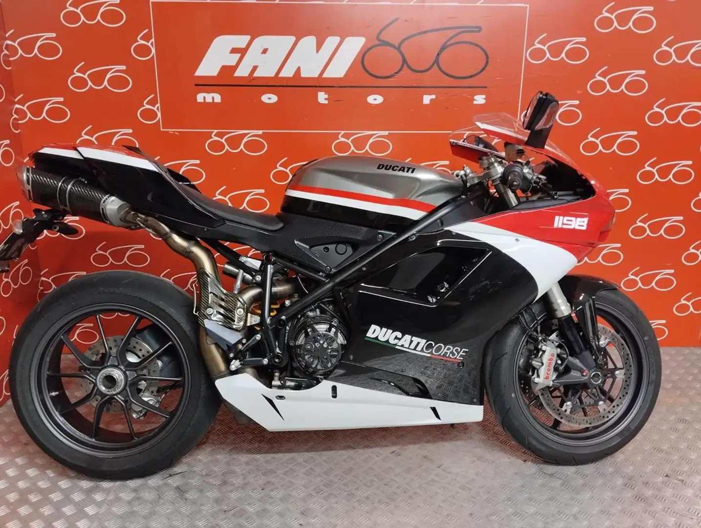 Ducati 1198 usata a Firenze - Fi per € 11.890,-