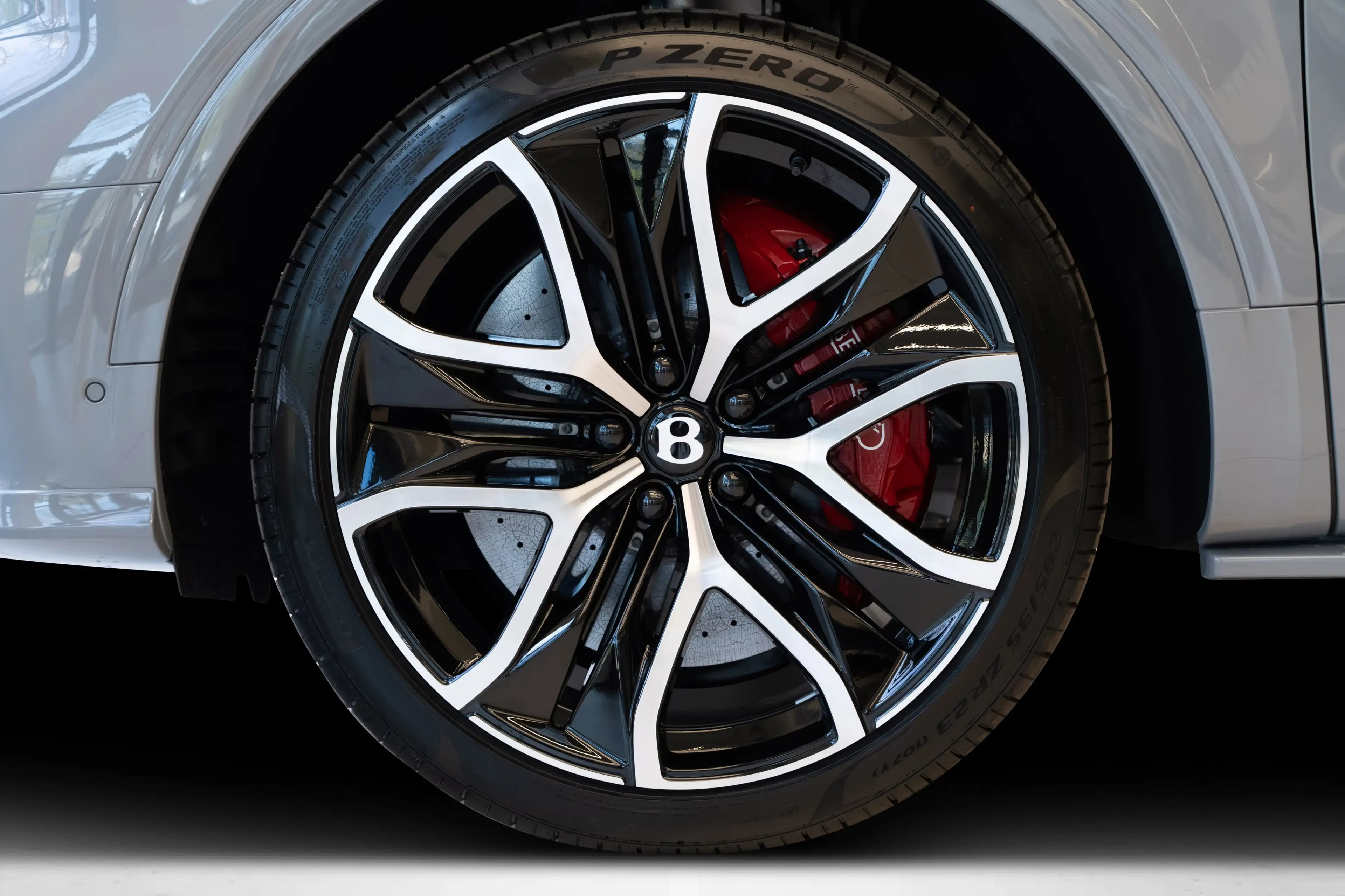 Bentley Bentayga Speed V8 — photo 8