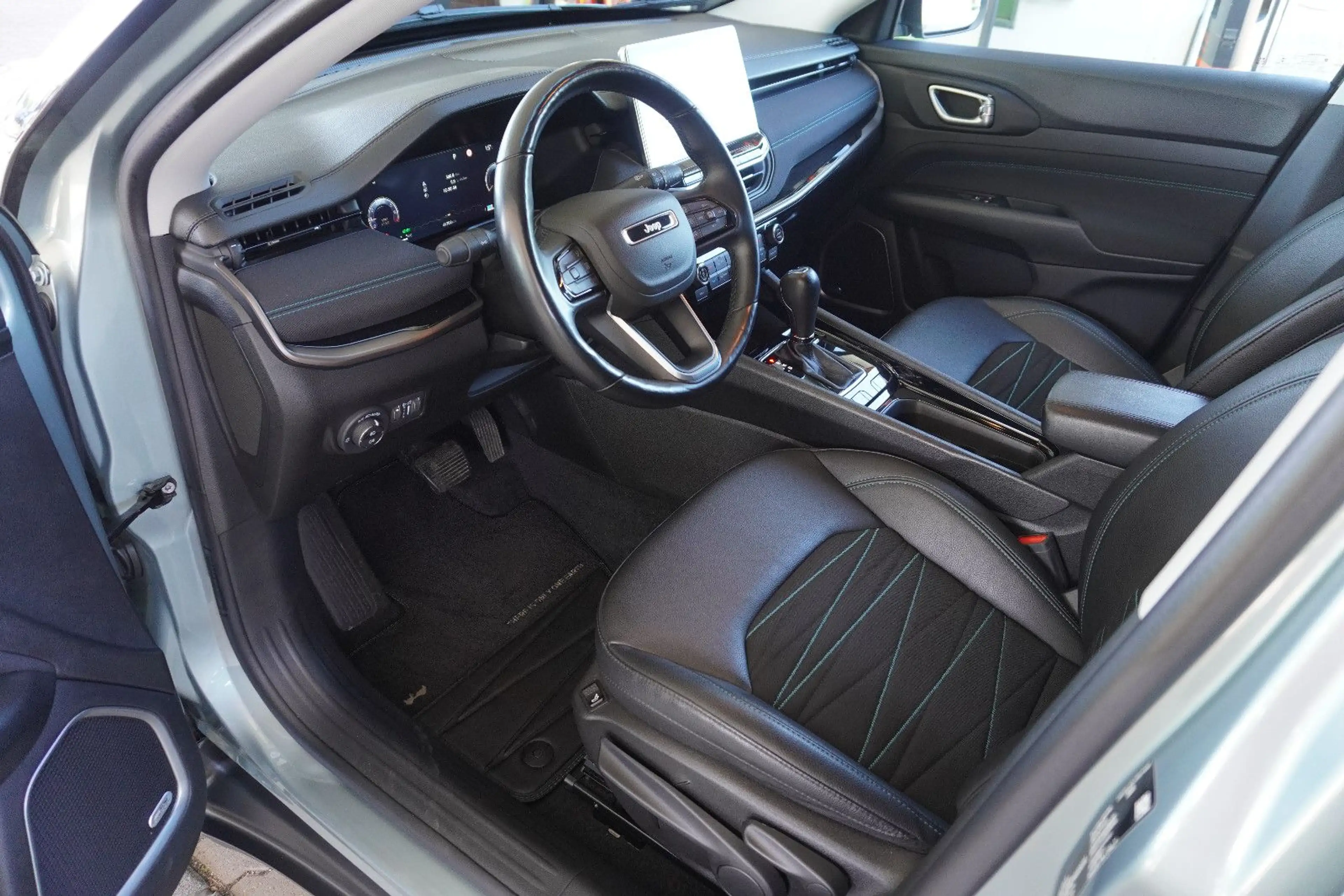 Jeep Compass Upland 4WD |ACC|LED|Navi| — photo 7